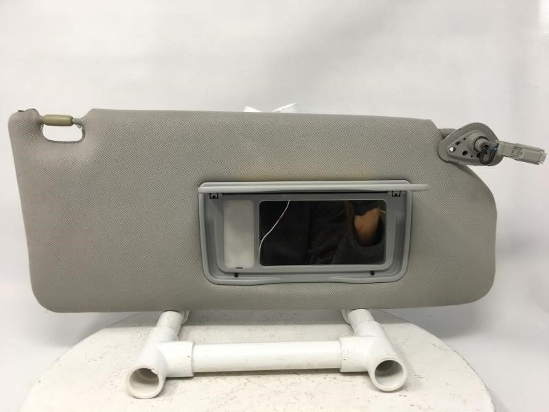 2007 Honda Odyssey Sun Visor Shade Replacement Passenger Right Mirror Fits Fits 2006 2008 2009 2010 OEM Used Auto Parts - Oe