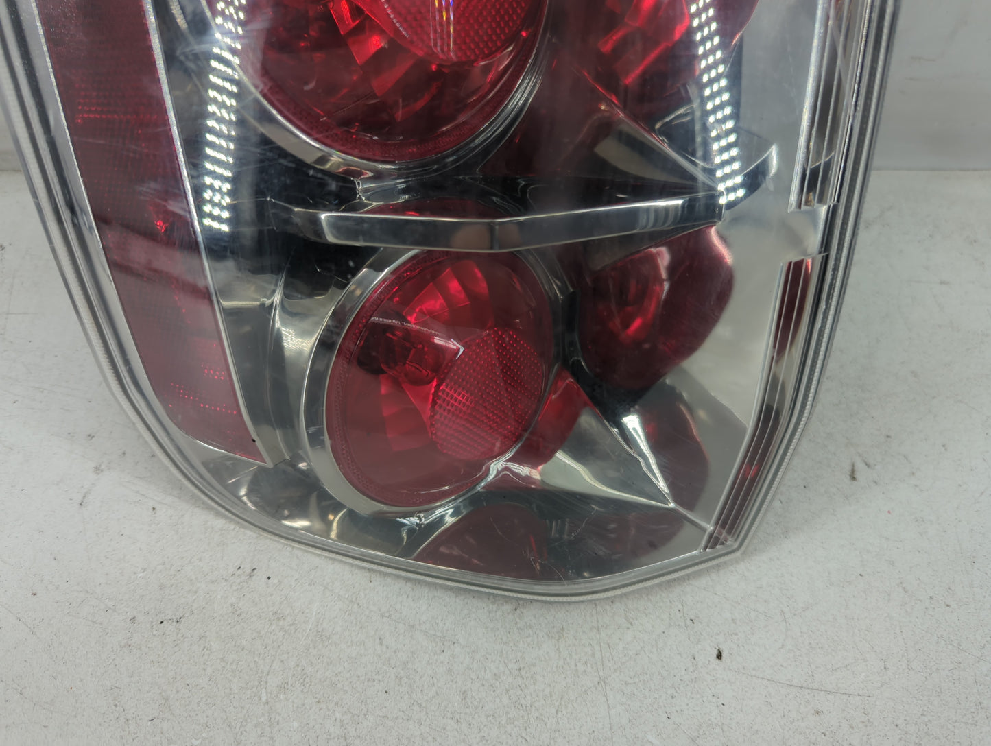 2006-2008 Honda Pilot Tail Light Assembly Driver Left OEM P/N:P2377 Fits Fits 2006 2007 2008 OEM Used Auto Parts - Oemusedau