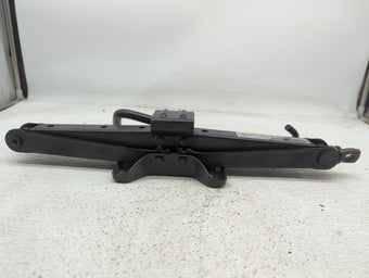compare product Honda Pilot Spare Scissor Car Jack 1080814