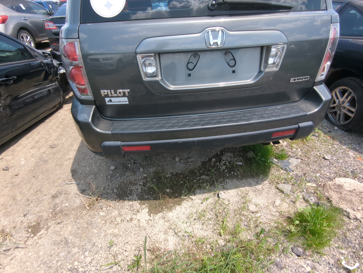 2006-2008 Honda Pilot Rear Bumper Assembly Oem - Oemusedautoparts1.com