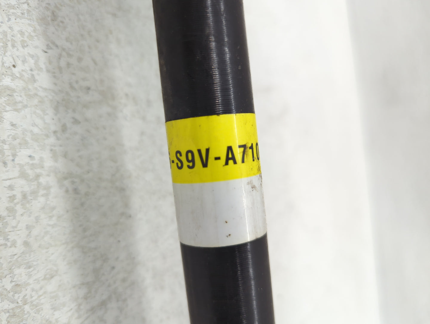 2006-2008 Honda Pilot Axle Shaft Front Driver Cv C/v - Oemusedautoparts1.com