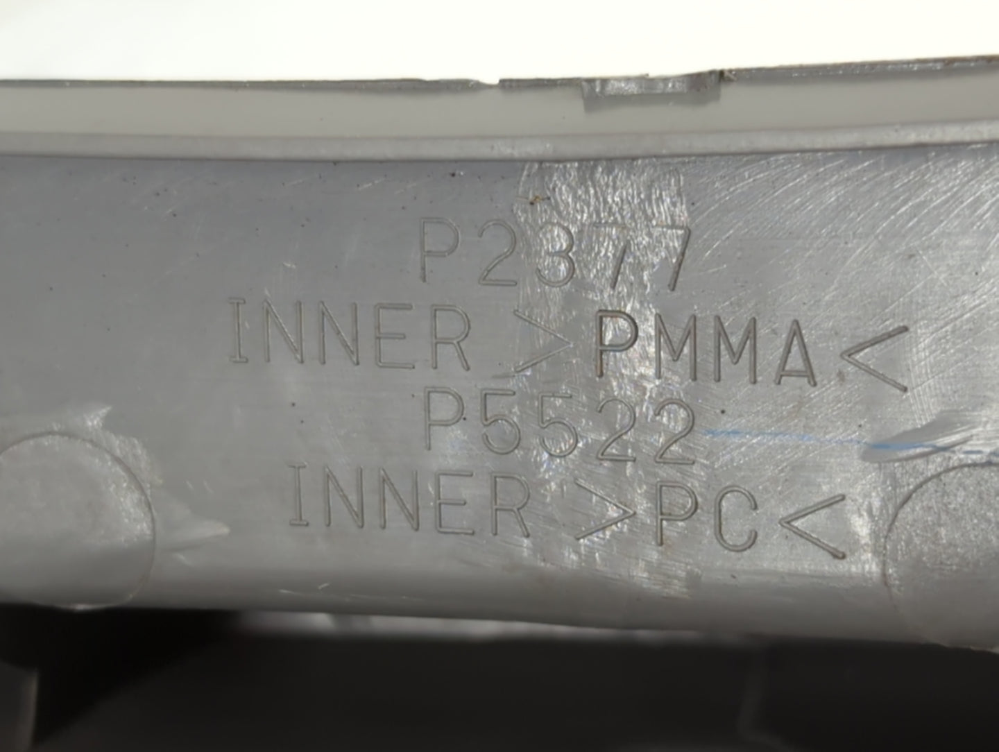 2006-2008 Honda Pilot Tail Light Assembly Driver Left OEM P/N:P2377 Fits Fits 2006 2007 2008 OEM Used Auto Parts - Oemusedau