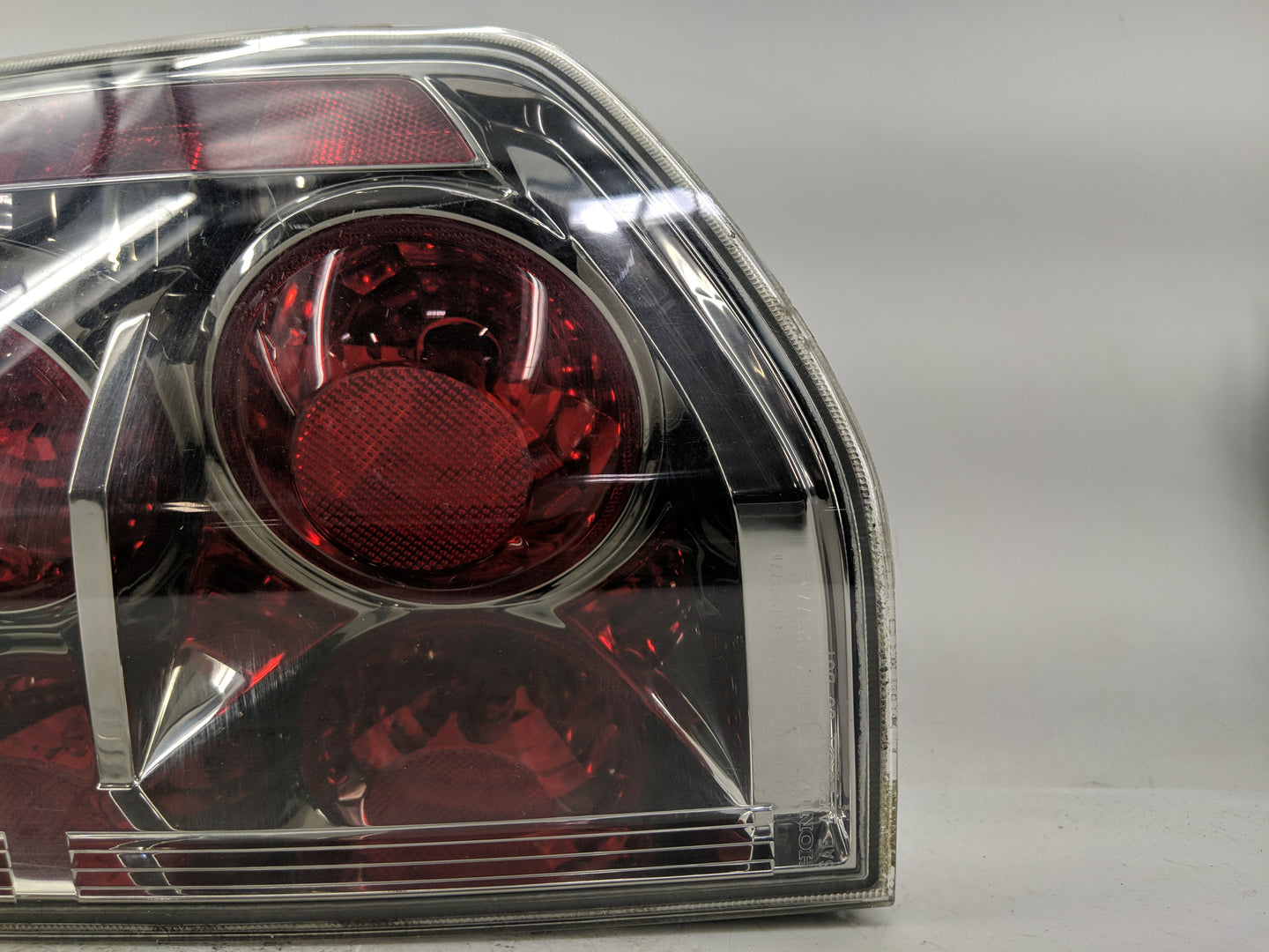 2006-2008 Honda Pilot Tail Light Assembly Passenger Right OEM P/N:P2377 Fits Fits 2006 2007 2008 OEM Used Auto Parts - Oemus