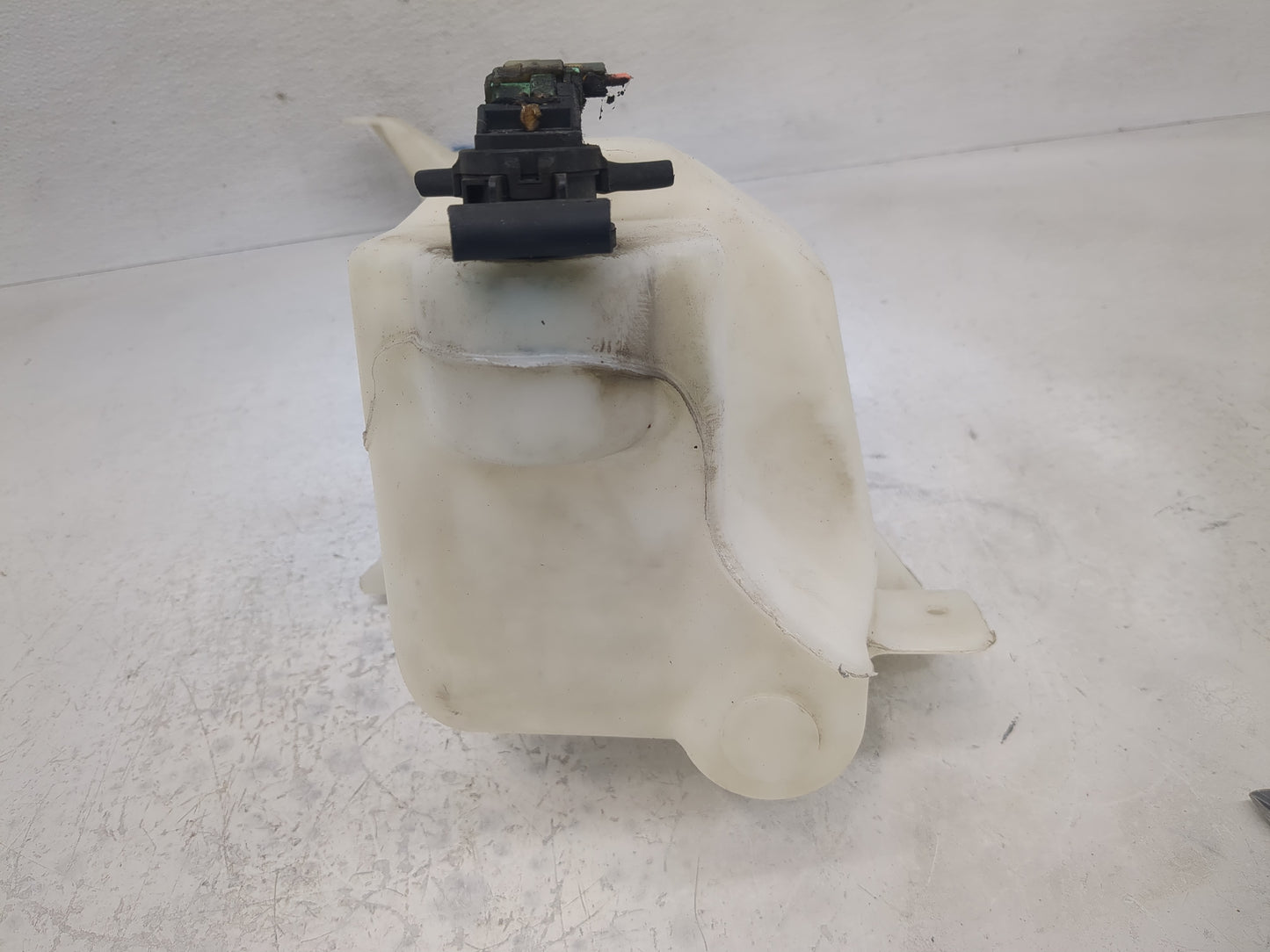 2006-2008 Honda Pilot Windshield Washer Fluid Reservoir Bottle Oem - Oemusedautoparts1.com