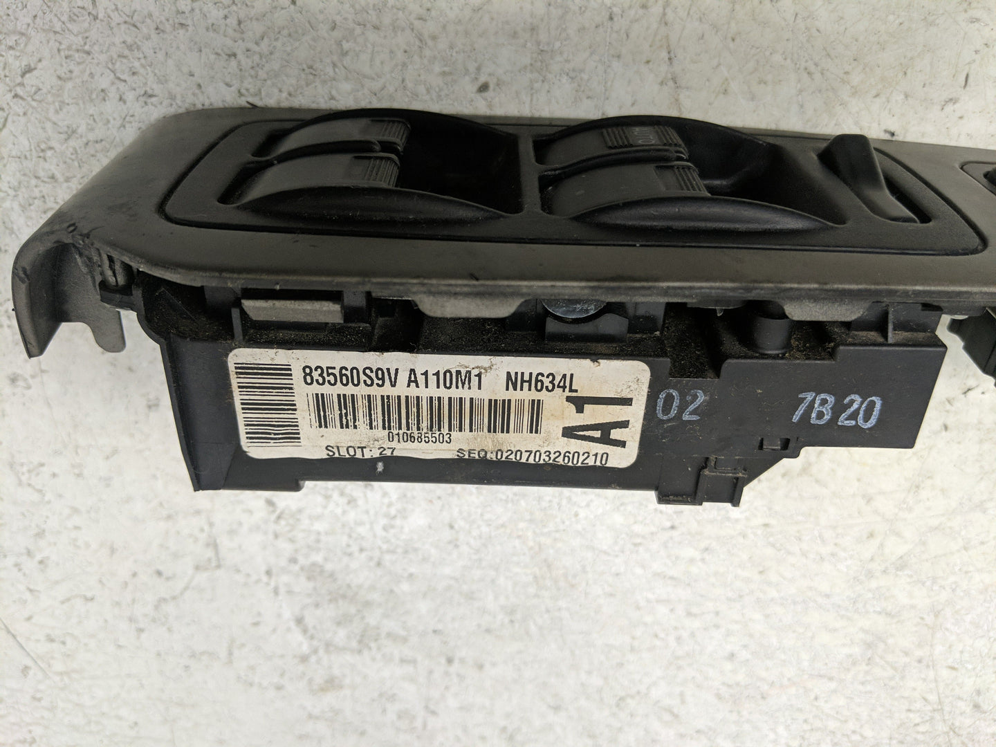 2006-2008 Honda Pilot Master Power Window Switch Replacement Driver Side Left P/N:83560S9V A110M1 Fits Fits 2006 2007 2008 O