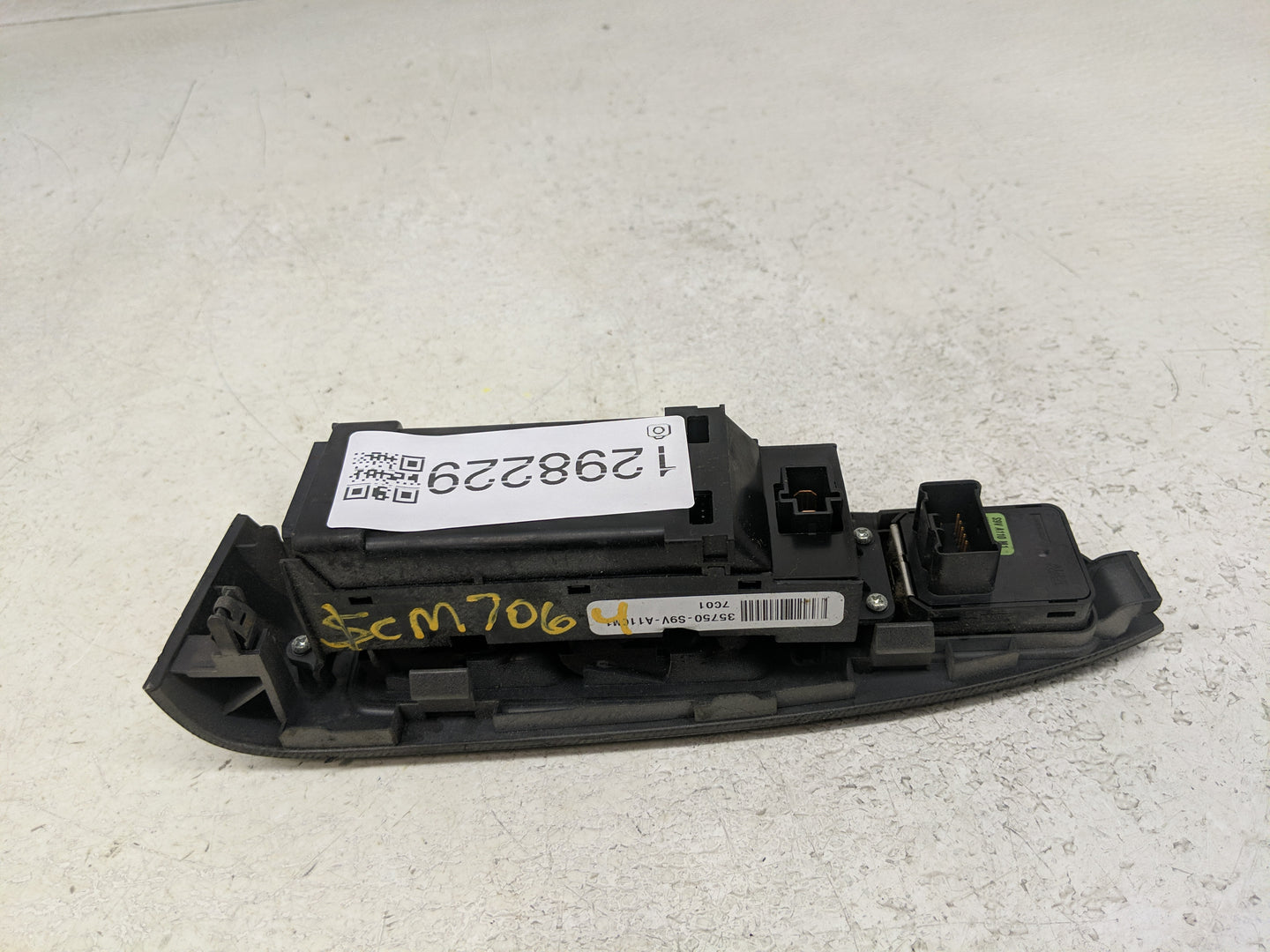 2006-2008 Honda Pilot Master Power Window Switch Replacement Driver Side Left P/N:83560S9V A110M1 Fits Fits 2006 2007 2008 O