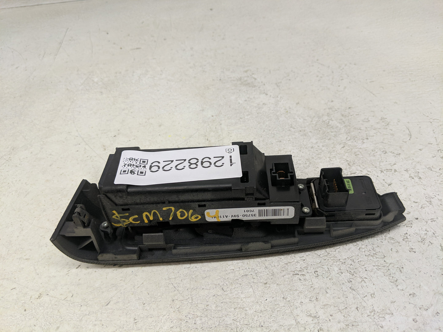 2006-2008 Honda Pilot Master Power Window Switch Replacement Driver Side Left P/N:83560S9V A110M1 Fits Fits 2006 2007 2008 O