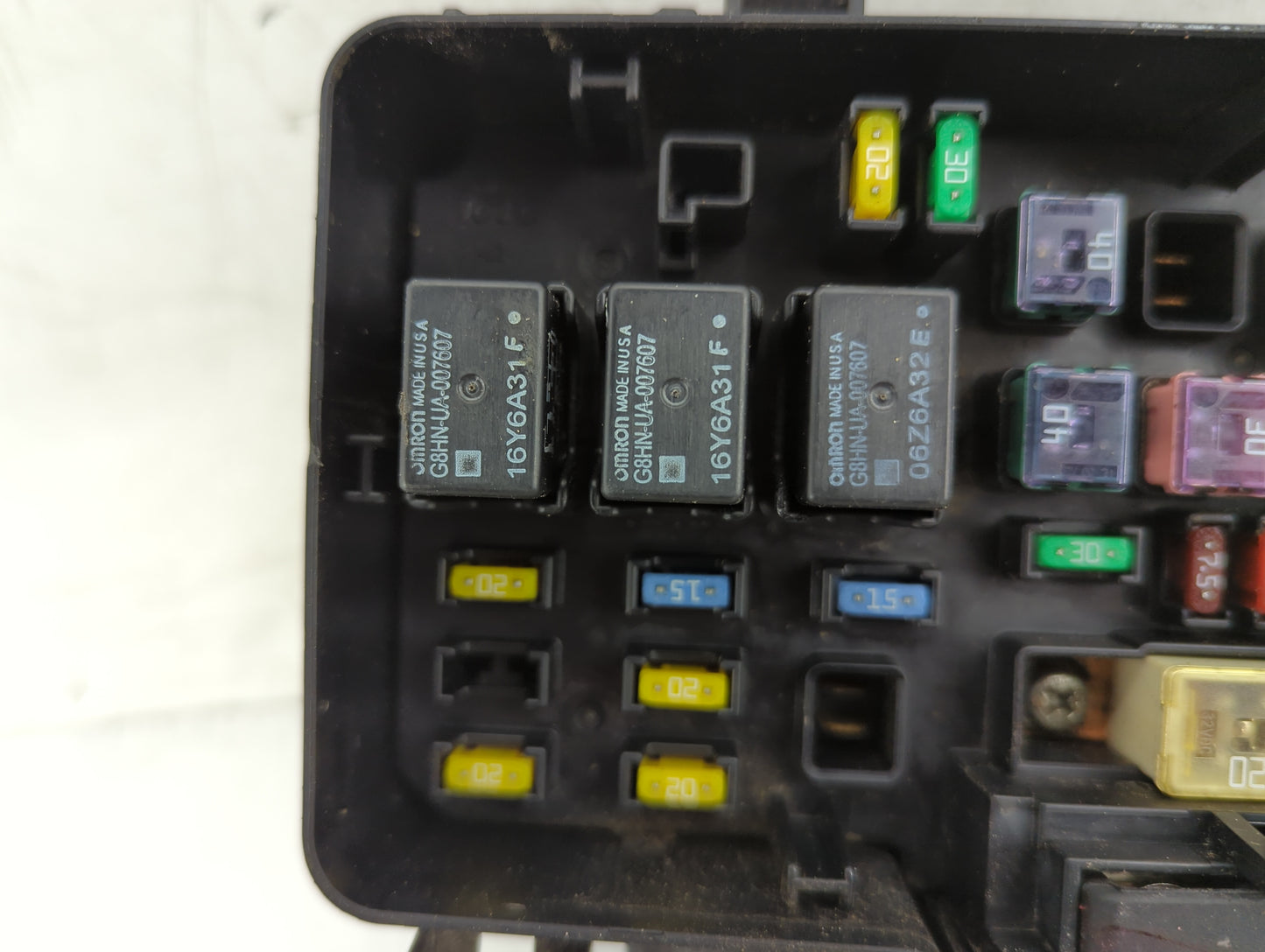 2004-2008 Honda Pilot Fusebox Fuse Box Panel Relay Module P/N:38250S9VA21 Fits Fits 2004 2005 2006 2007 2008 OEM Used Auto P