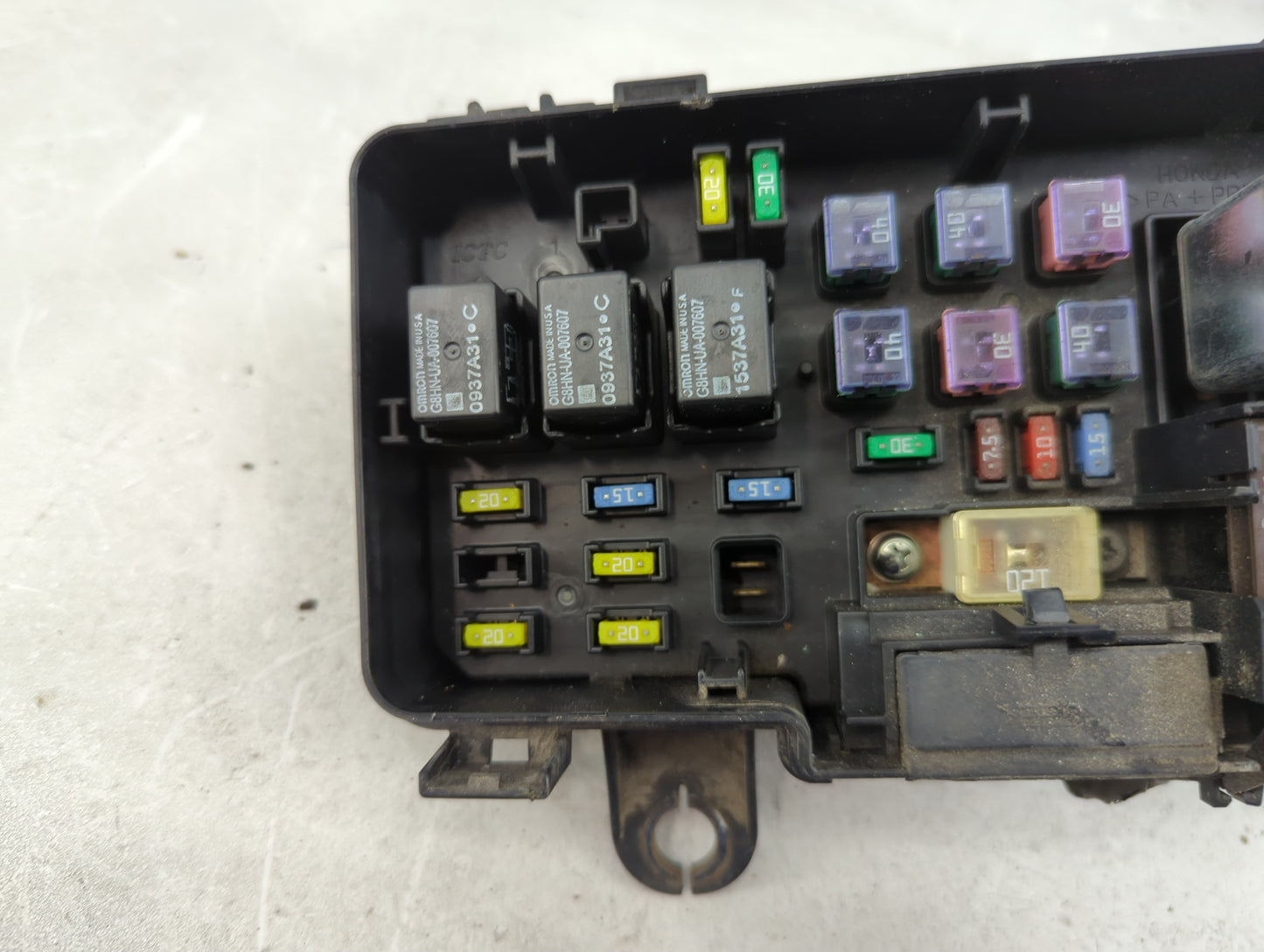 2004-2008 Honda Pilot Fusebox Fuse Box Panel Relay Module Fits Fits 2004 2005 2006 2007 2008 OEM Used Auto Parts - Oemusedau