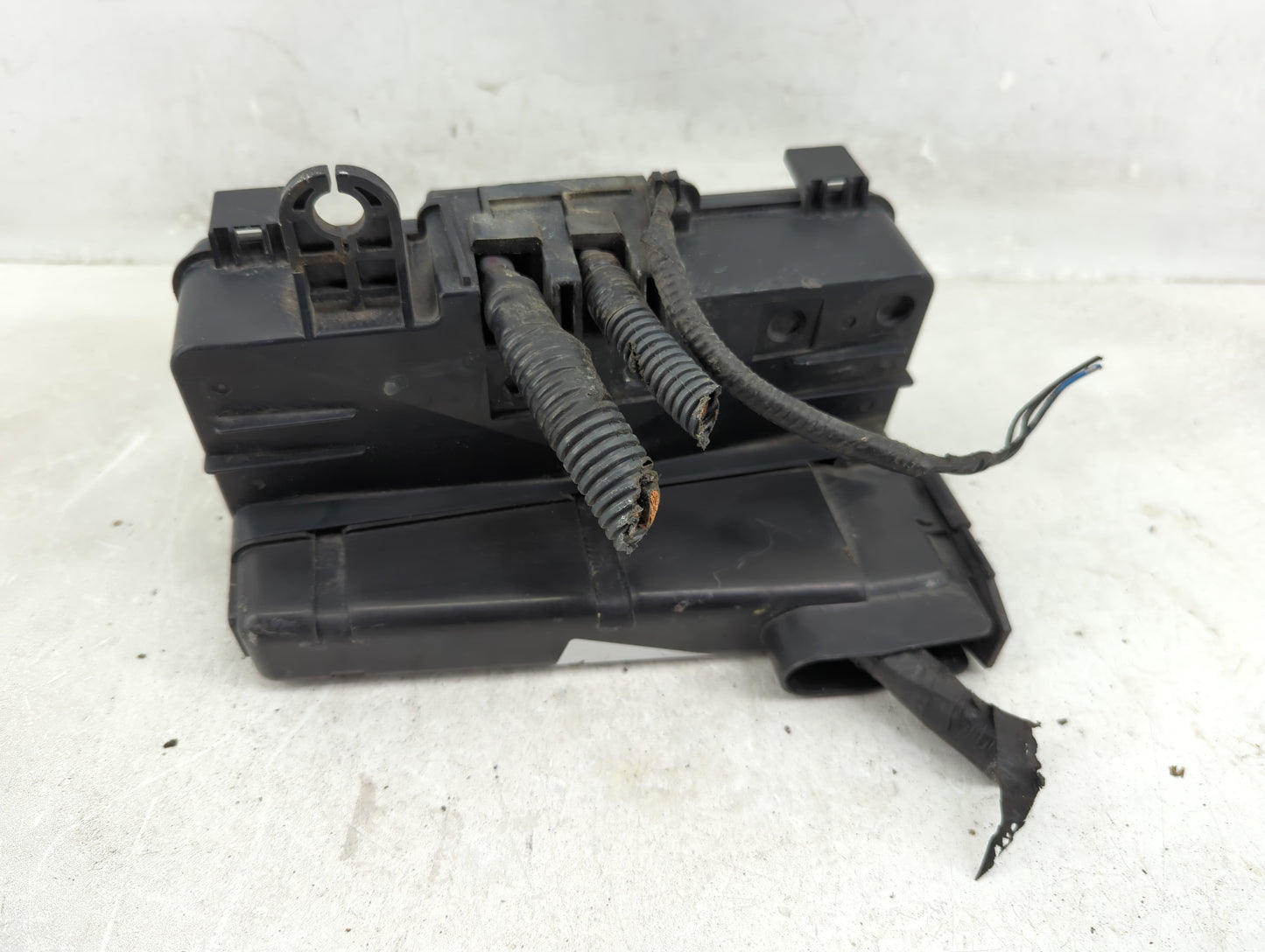 2004-2008 Honda Pilot Fusebox Fuse Box Panel Relay Module Fits Fits 2004 2005 2006 2007 2008 OEM Used Auto Parts - Oemusedau