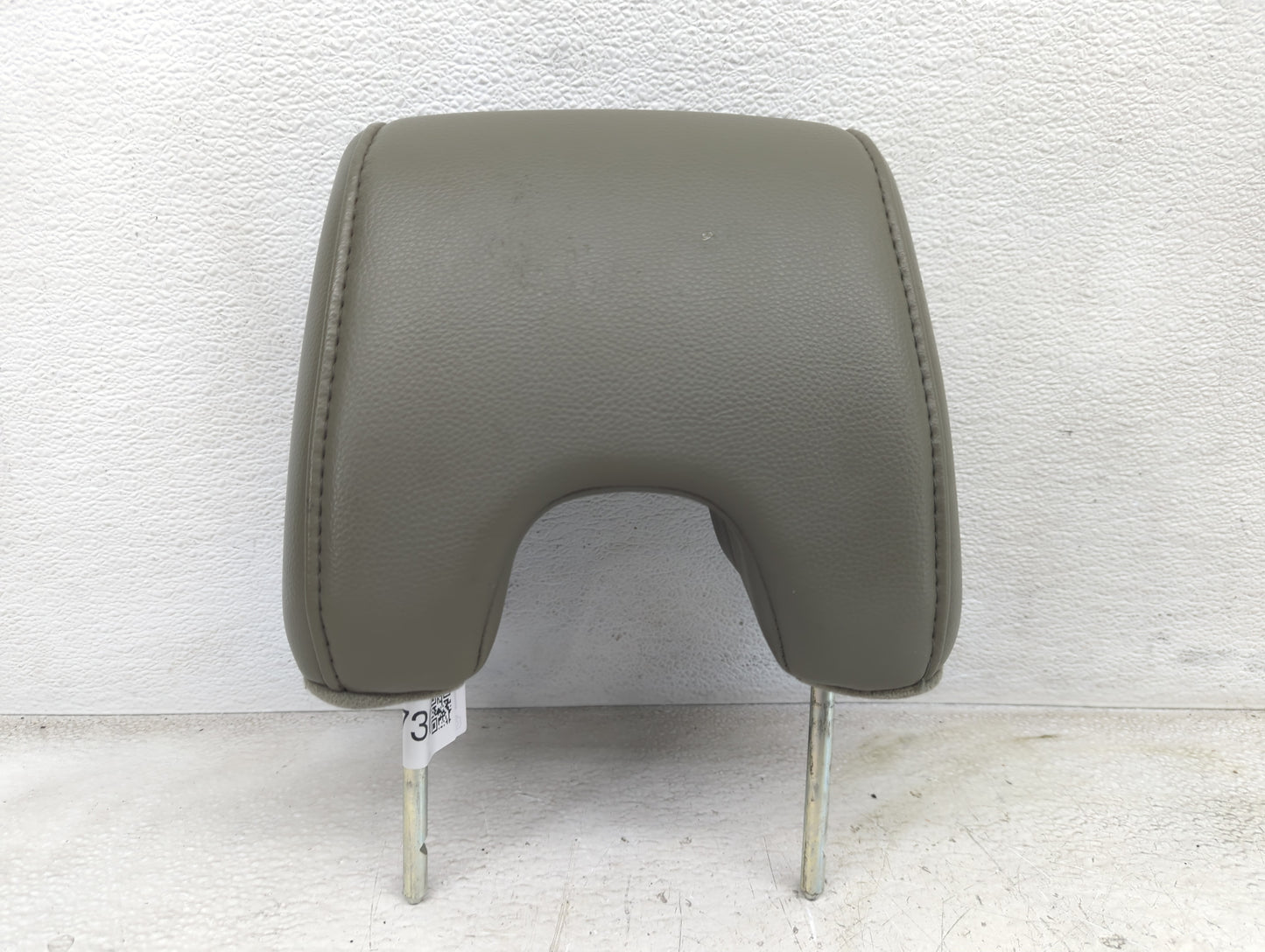 2006-2008 Honda Pilot Headrest Head Rest Rear Seat Fits Fits 2006 2007 2008 OEM Used Auto Parts - Oemusedautoparts1.com