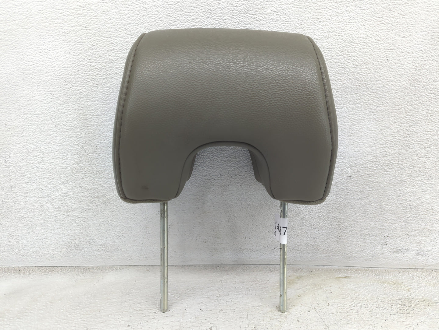 2006-2008 Honda Pilot Headrest Head Rest Rear Seat Fits Fits 2006 2007 2008 OEM Used Auto Parts - Oemusedautoparts1.com