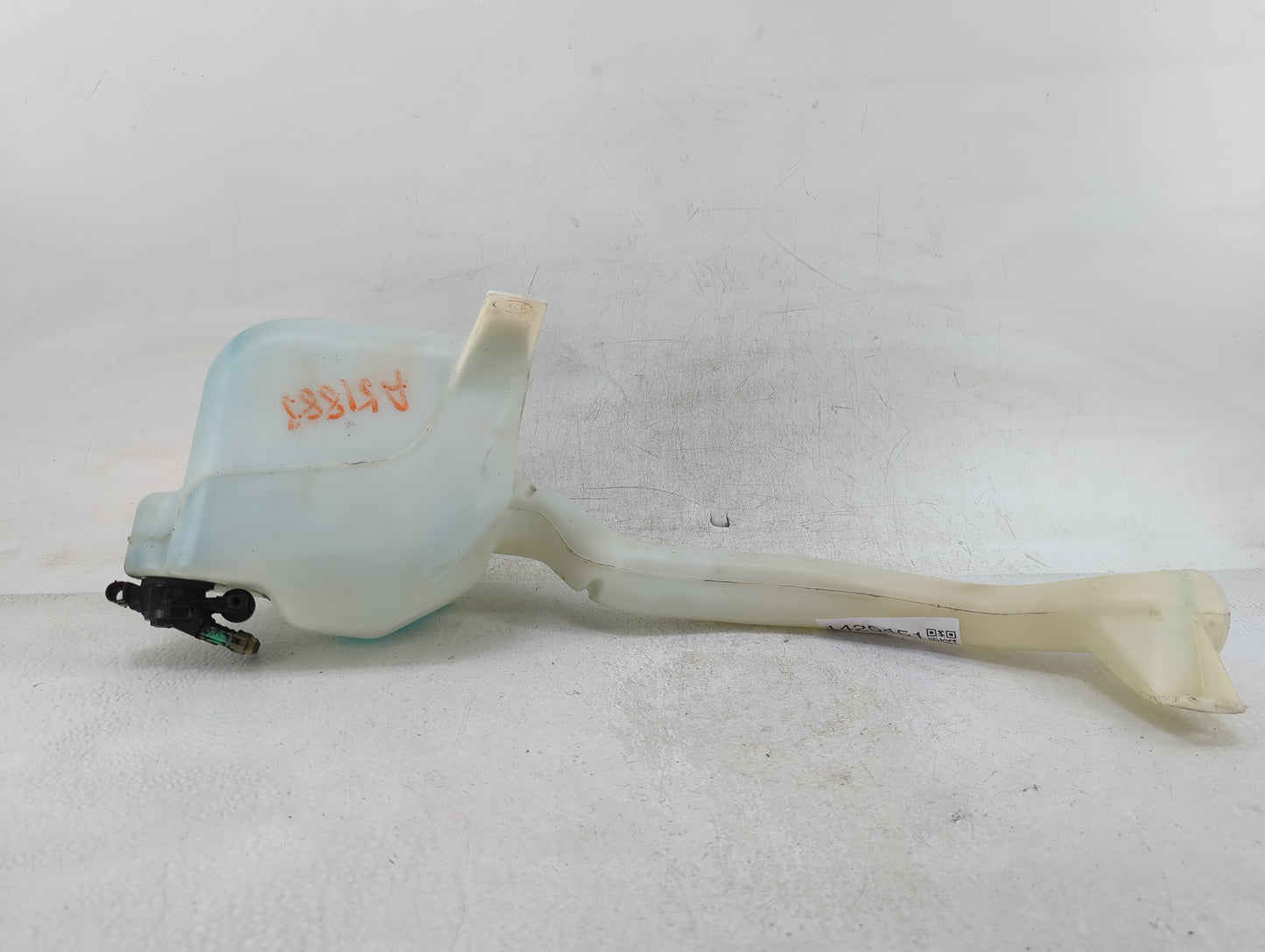 2006-2008 Honda Pilot Windshield Washer Fluid Reservoir Bottle Oem - Oemusedautoparts1.com