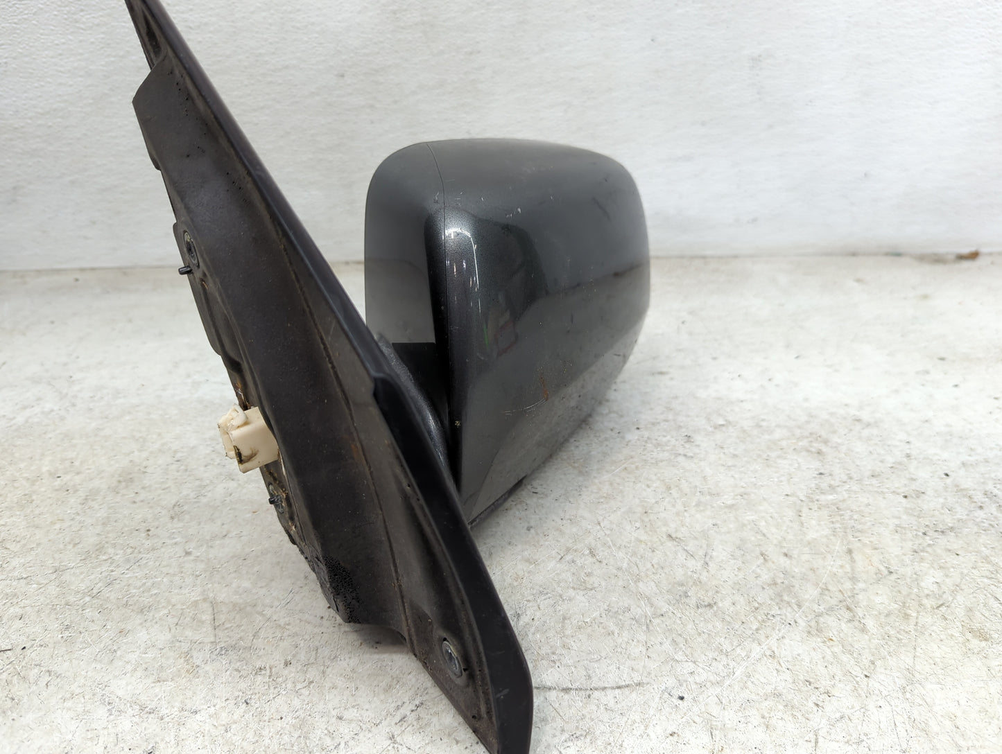 2003-2008 Honda Pilot Driver Side View Mirror - Left Door Mirror OEM Used - Oemusedautoparts1.com