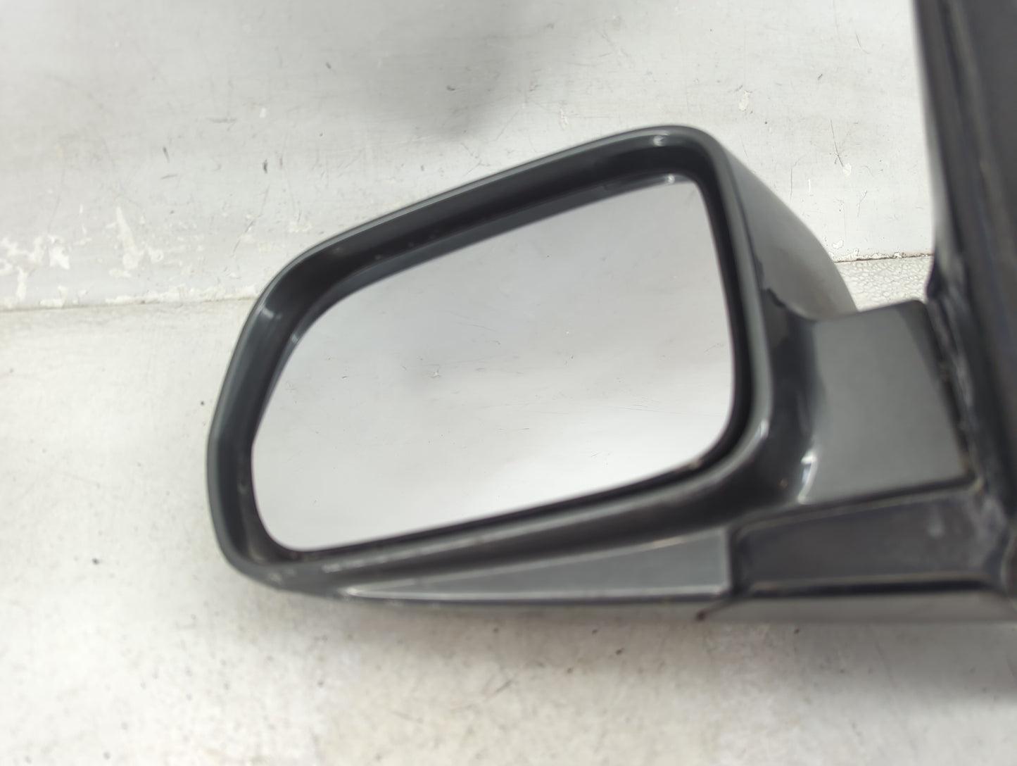 2003-2008 Honda Pilot Driver Side View Mirror - Left Door Mirror OEM Used - Oemusedautoparts1.com