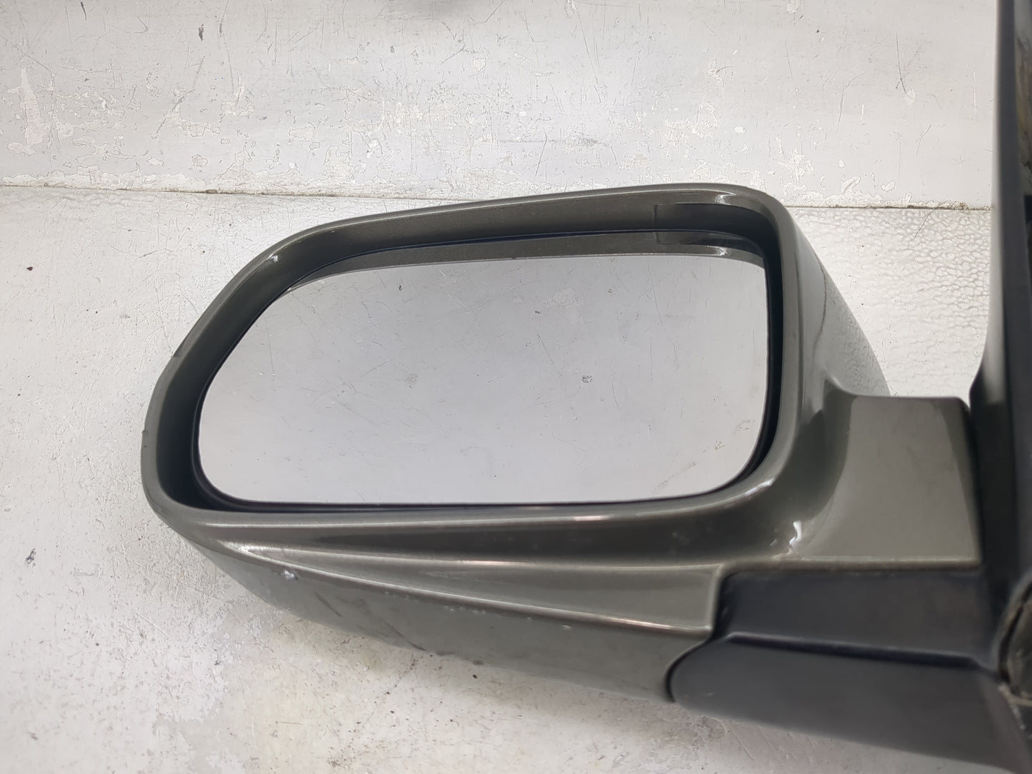 2003-2008 Honda Pilot Driver Side View Mirror - Left Door Mirror OEM Used - Oemusedautoparts1.com