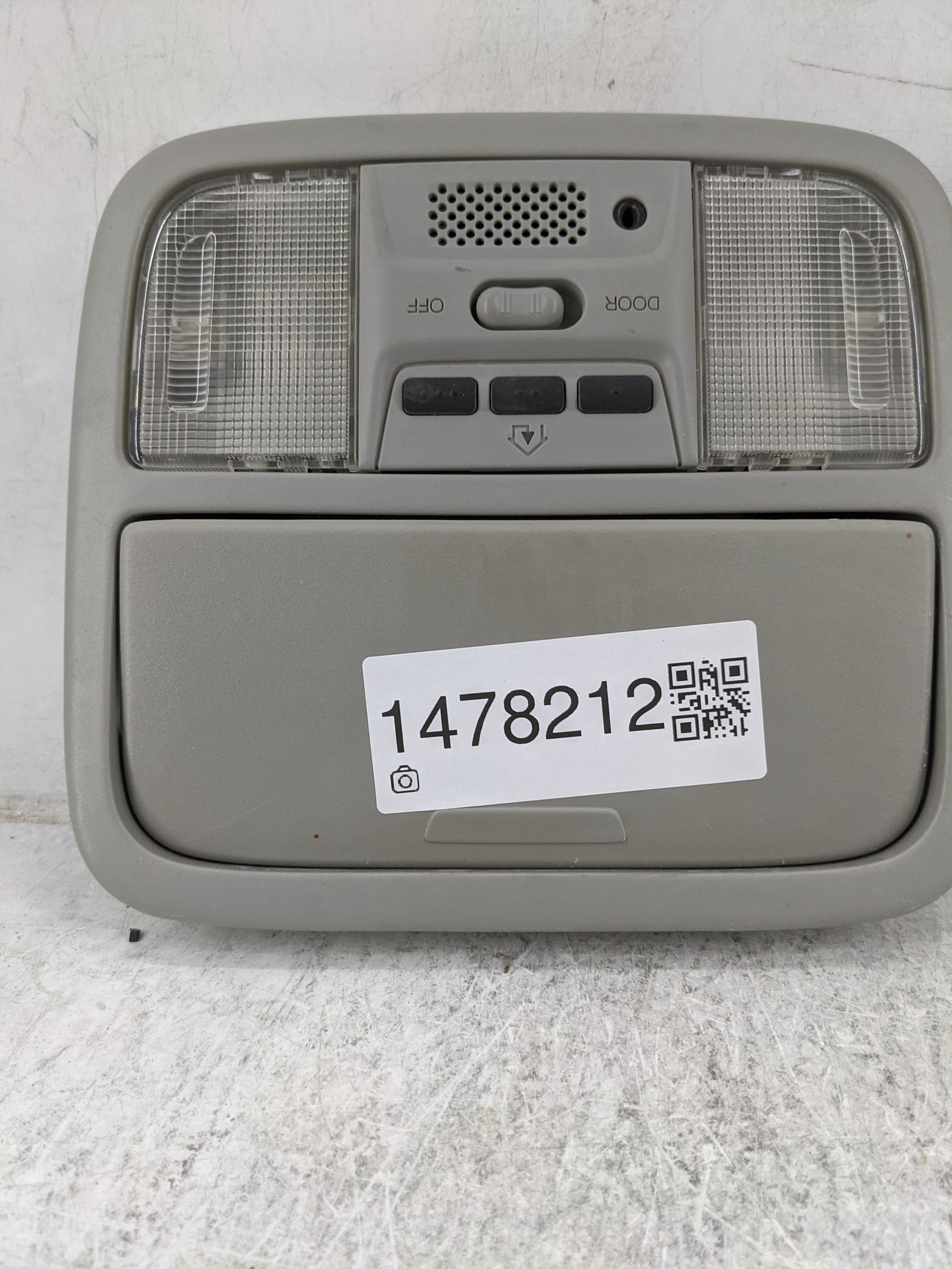 2007 Honda Pilot Overhead Roof Console 1478212 - Oemusedautoparts1.com