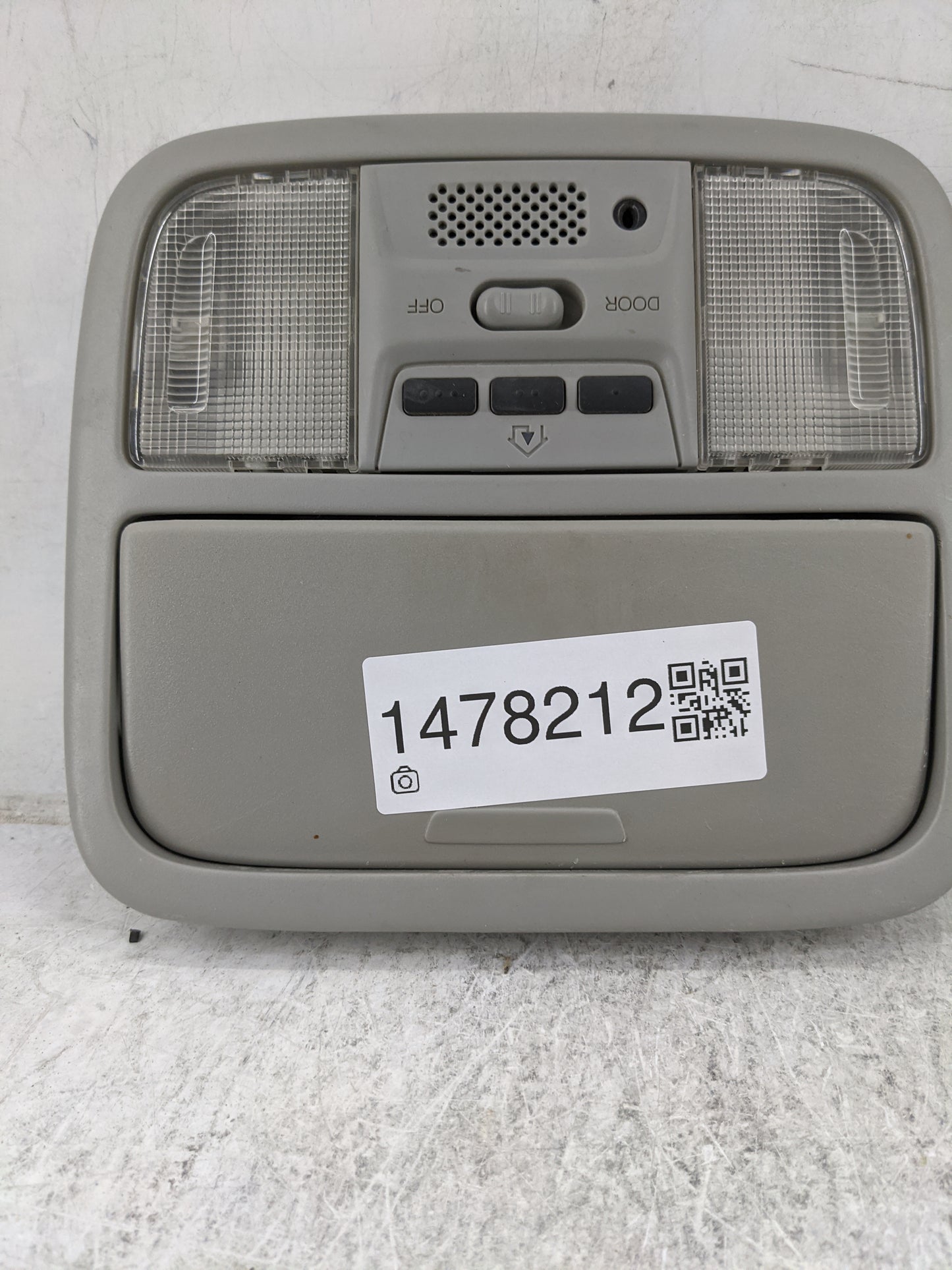 2007 Honda Pilot Overhead Roof Console 1478212 - Oemusedautoparts1.com