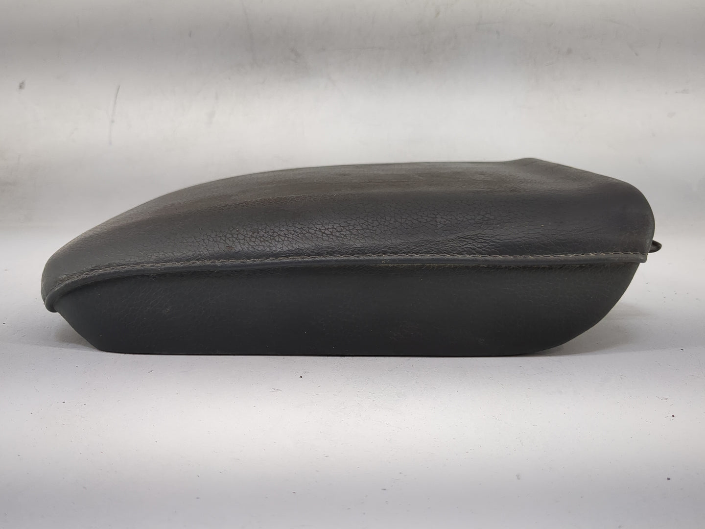 2007 Honda Pilot Center Console Armrest Cover Lid Fits OEM Used Auto Parts - Oemusedautoparts1.com