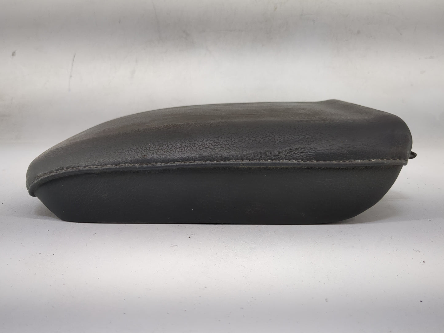 2007 Honda Pilot Center Console Armrest Cover Lid Fits OEM Used Auto Parts - Oemusedautoparts1.com