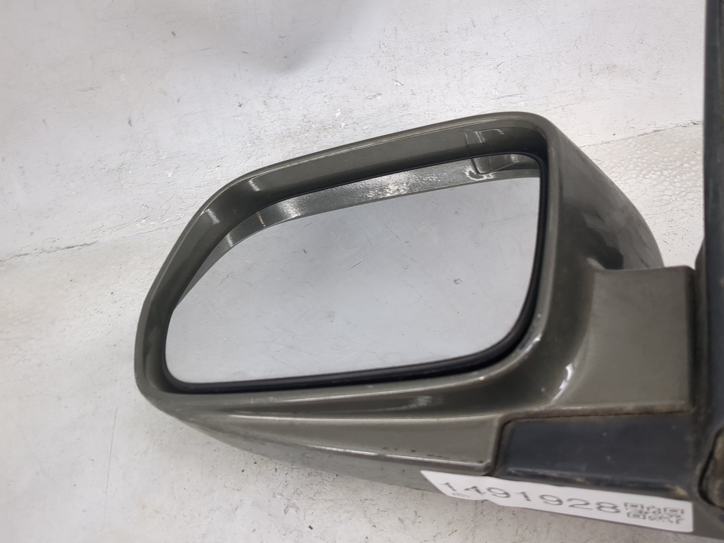 2003-2008 Honda Pilot Driver Side View Mirror - Left Door Mirror OEM Used - Oemusedautoparts1.com