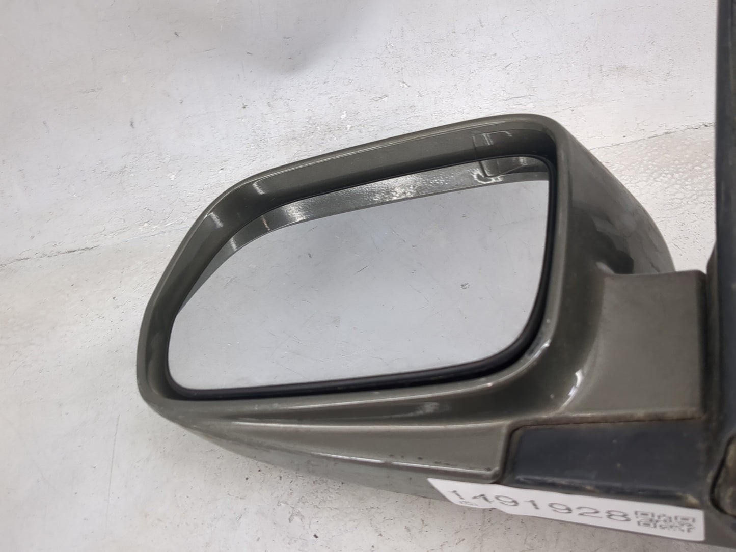 2003-2008 Honda Pilot Driver Side View Mirror - Left Door Mirror OEM Used - Oemusedautoparts1.com