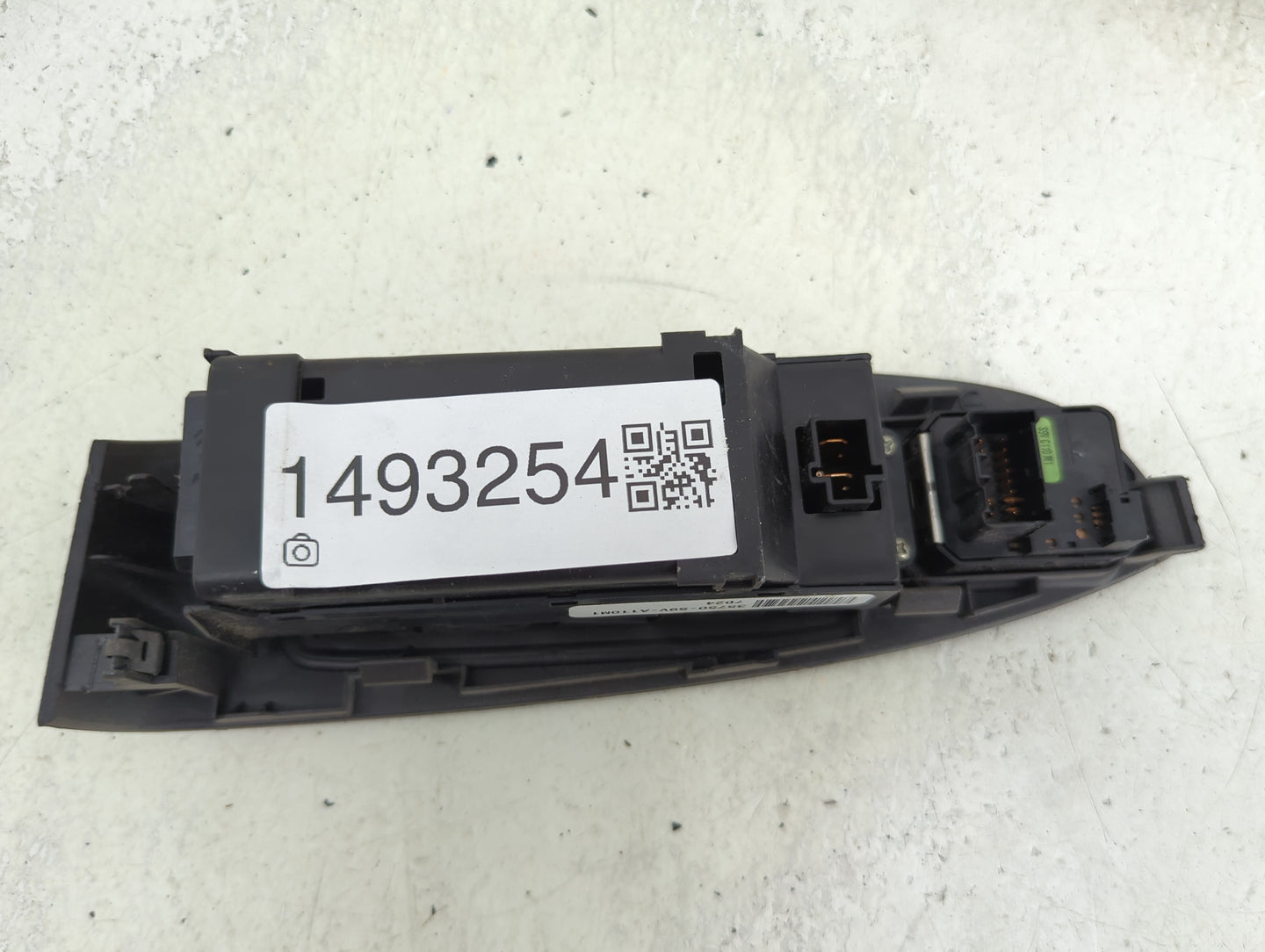 2006-2008 Honda Pilot Master Power Window Switch Replacement Driver Side Left P/N:35750-S9V-A110M1 Fits Fits 2006 2007 2008 