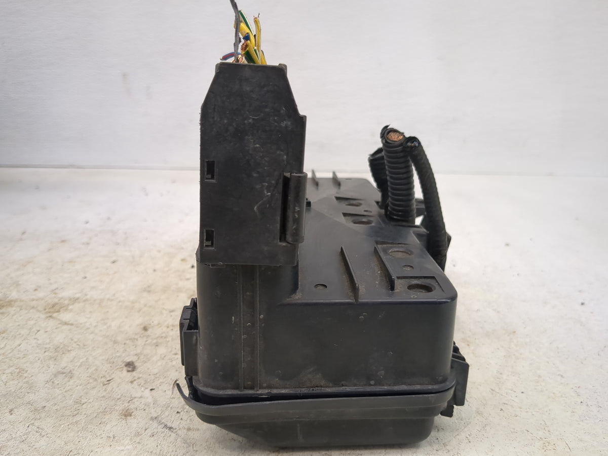 2004-2008 Honda Pilot Fusebox Fuse Box Panel Relay Module P/N:S9V-A3 S9V-A Fits Fits 2004 2005 2006 2007 2008 OEM Used Auto 
