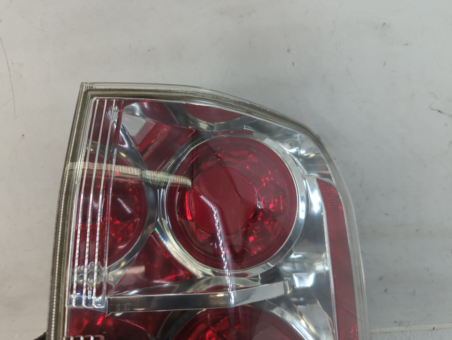 2006-2008 Honda Pilot Tail Light Assembly Passenger Right OEM Fits Fits 2006 2007 2008 OEM Used Auto Parts - Oemusedautopart