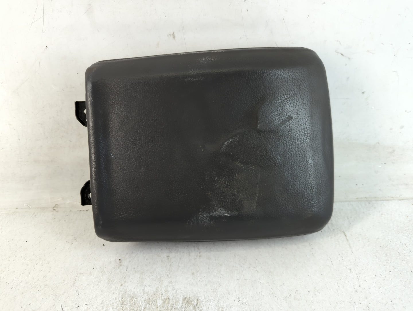 2007 Honda Pilot Center Console Armrest Cover Lid Fits OEM Used Auto Parts - Oemusedautoparts1.com