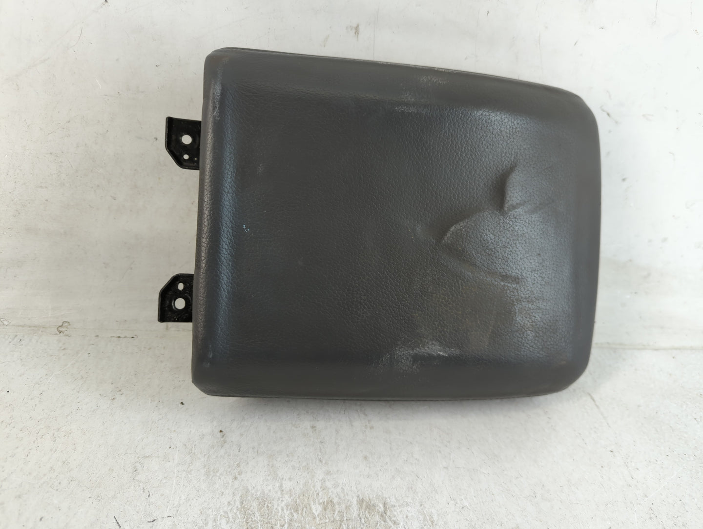 2007 Honda Pilot Center Console Armrest Cover Lid Fits OEM Used Auto Parts - Oemusedautoparts1.com