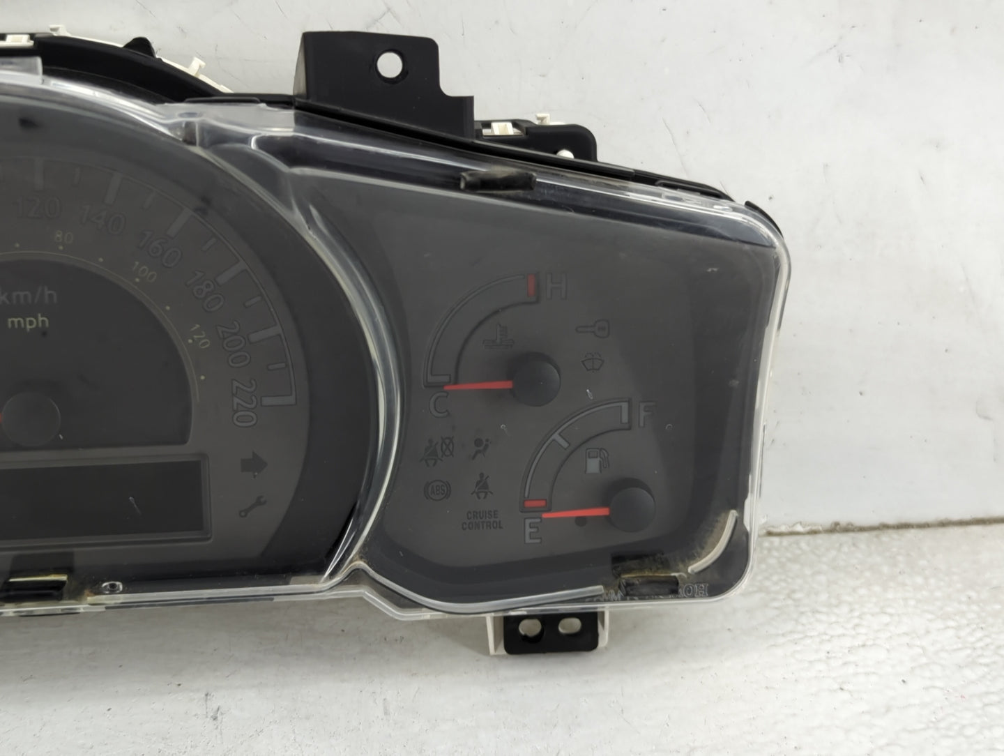 2007-2008 Honda Ridgeline Instrument Cluster Speedometer Gauges Miles: Fits Fits 2007 2008 OEM Used Auto Parts - Oemusedauto