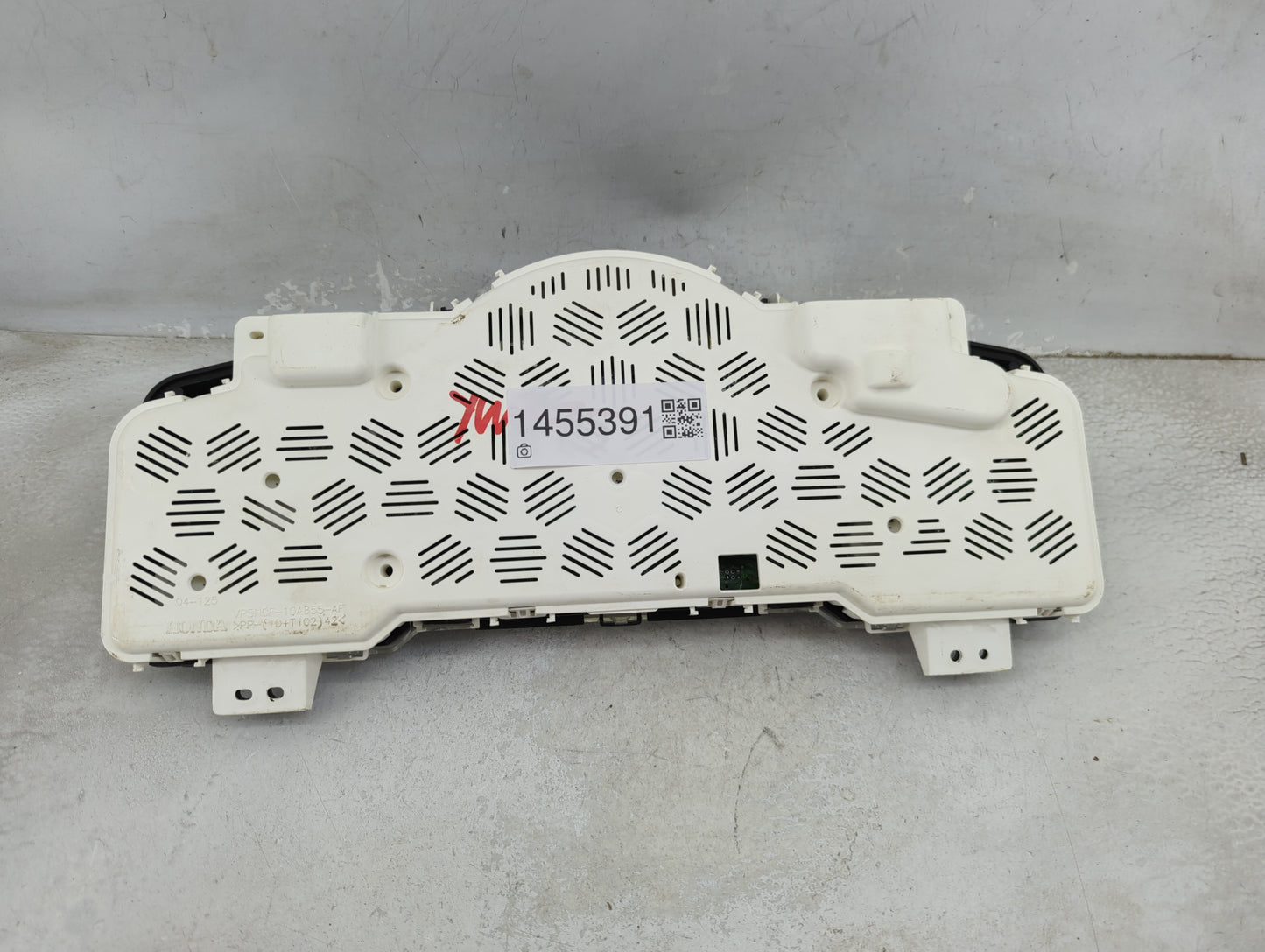 2007-2008 Honda Ridgeline Instrument Cluster Speedometer Gauges Miles: Fits Fits 2007 2008 OEM Used Auto Parts - Oemusedauto