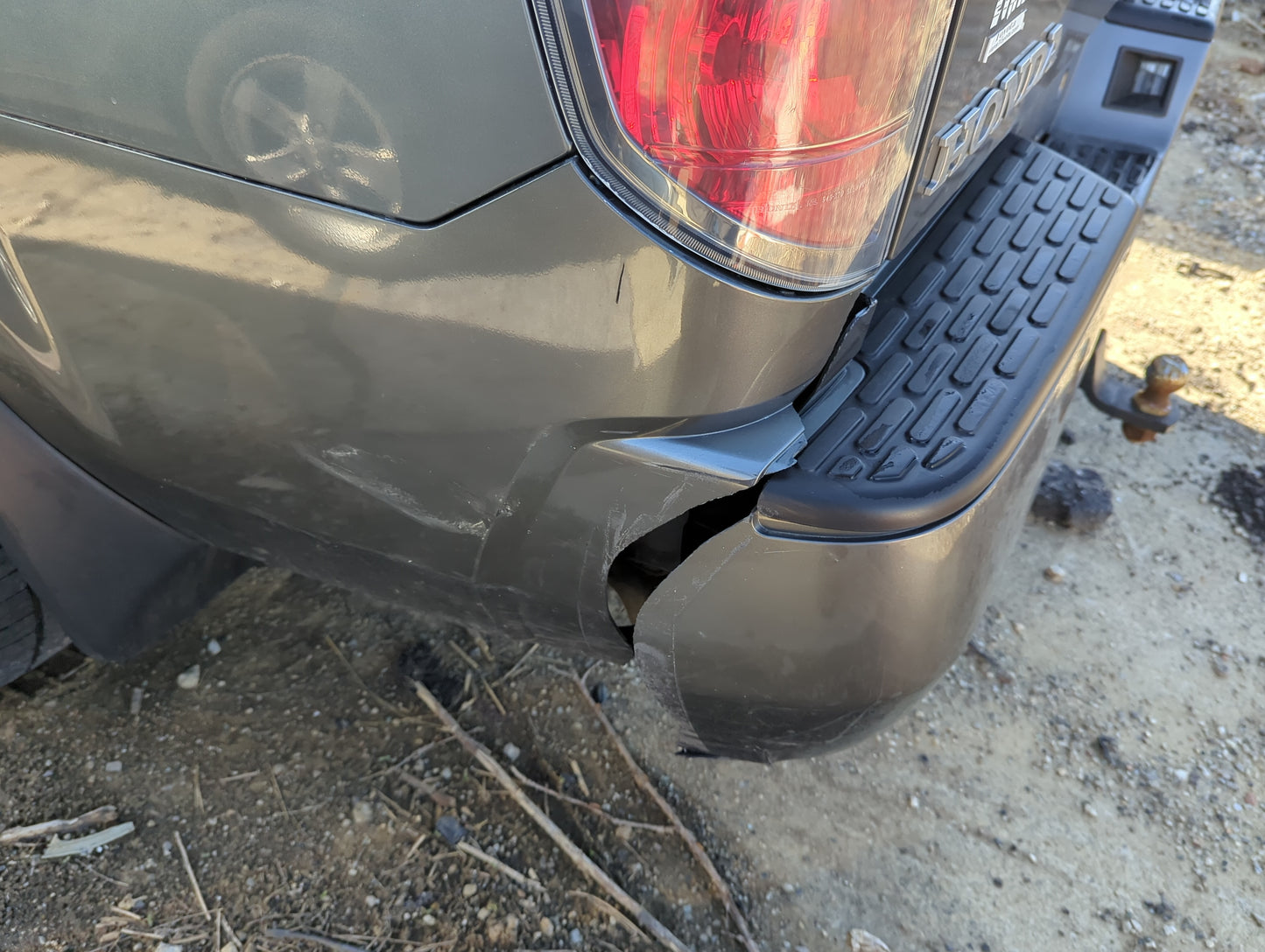 2006-2008 Honda Ridgeline Rear Bumper Assembly Oem - Oemusedautoparts1.com