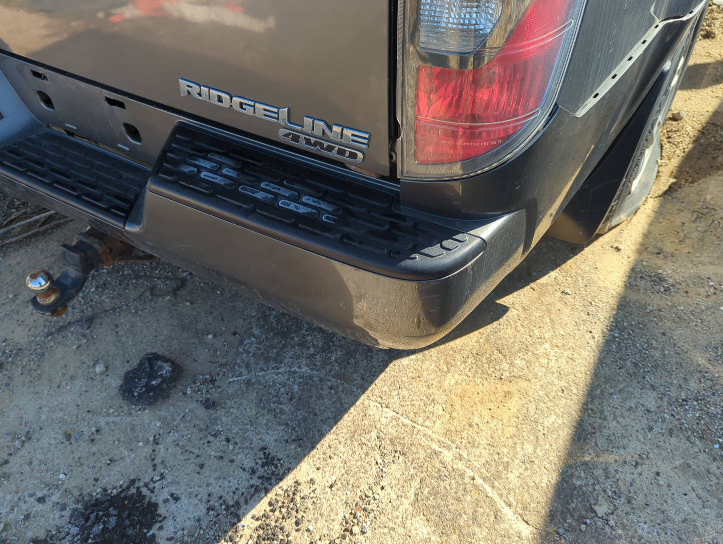 2006-2008 Honda Ridgeline Rear Bumper Assembly Oem - Oemusedautoparts1.com