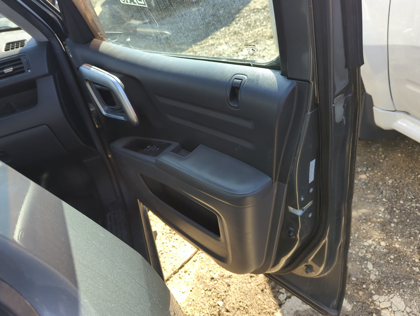 2007 Honda Ridgeline Front Right Passenger Interior Door Panel Trim - Oemusedautoparts1.com