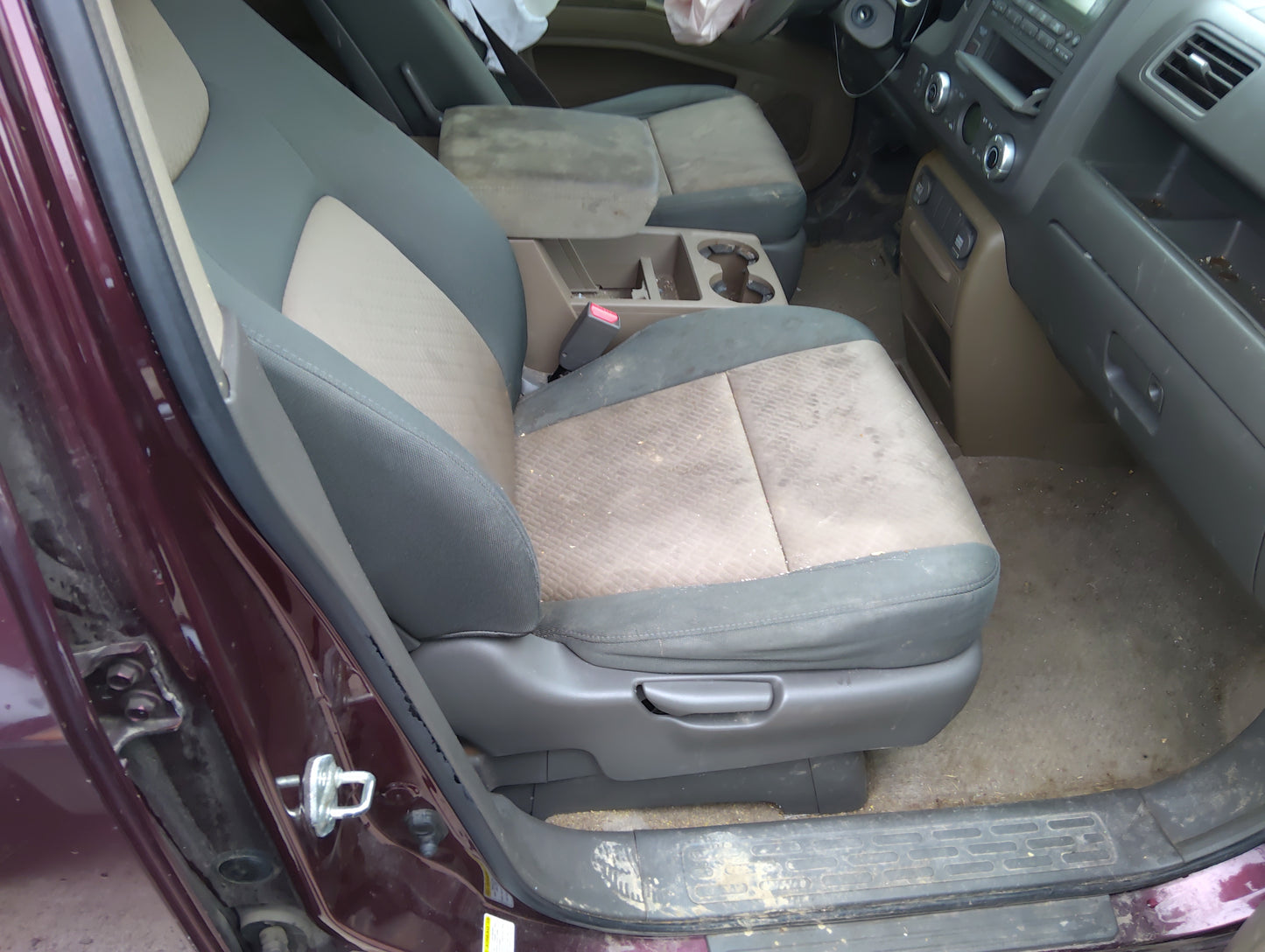 2007-2008 Honda Ridgeline Passenger Front Seat Oem 5042269 - Oemusedautoparts1.com