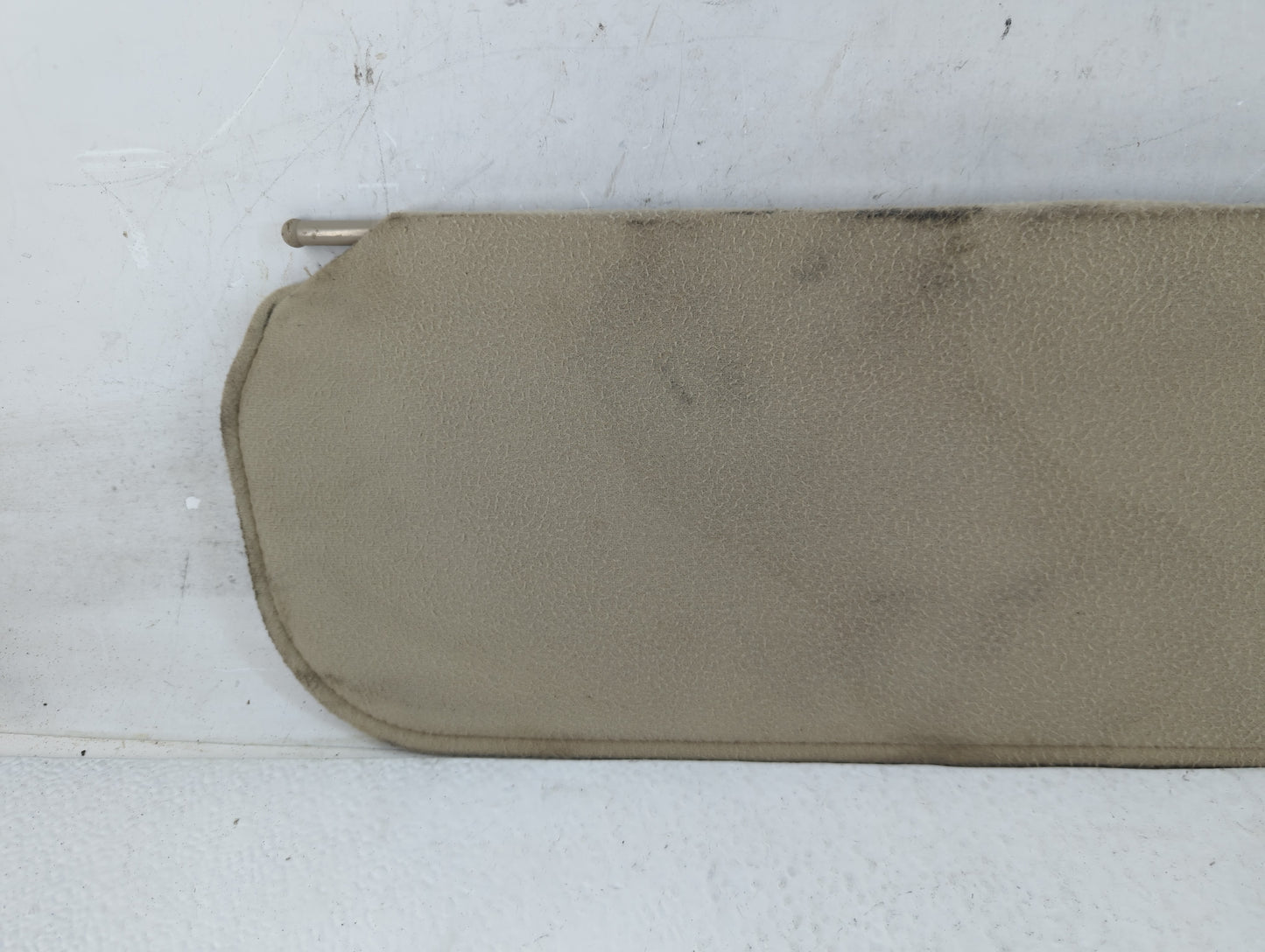 2007 Hummer H2 Sun Visor Shade Replacement Passenger Right Mirror Fits OEM Used Auto Parts - Oemusedautoparts1.com