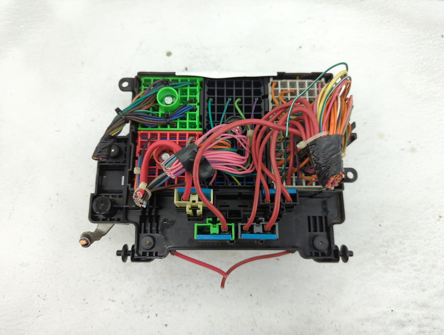 2007 Hummer H2 Fusebox Fuse Box Panel Relay Module P/N:15201930-01 Fits OEM Used Auto Parts - Oemusedautoparts1.com