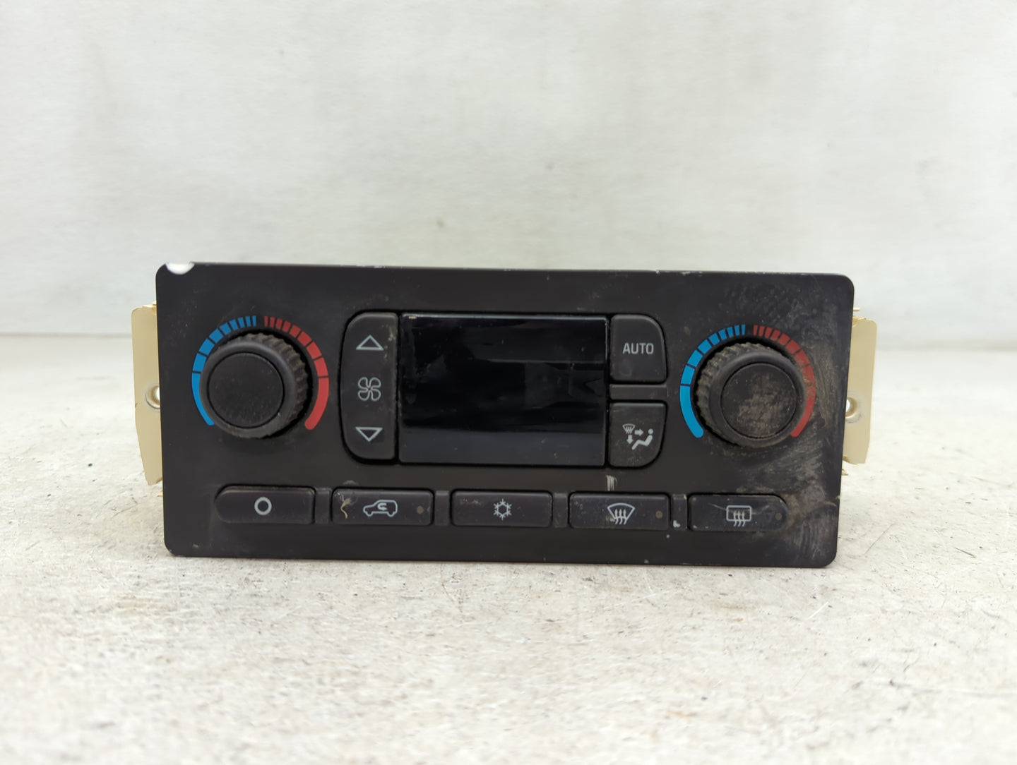 2007 Hummer H2 Climate Control Module Temperature AC/Heater Replacement P/N:15195564 Fits OEM Used Auto Parts - Oemusedautop