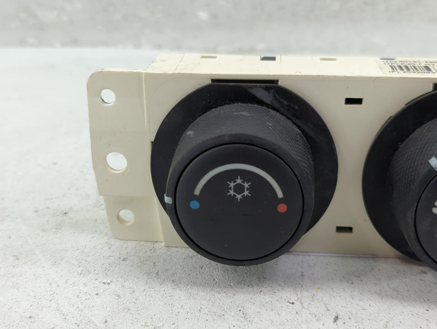 2007 Hummer H3 Climate Control Module Temperature AC/Heater Replacement P/N:25920831 Fits OEM Used Auto Parts - Oemusedautop
