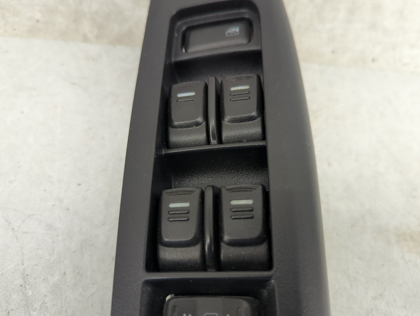 2007 Hummer H3 Master Power Window Switch Replacement Driver Side Left Fits OEM Used Auto Parts - Oemusedautoparts1.com