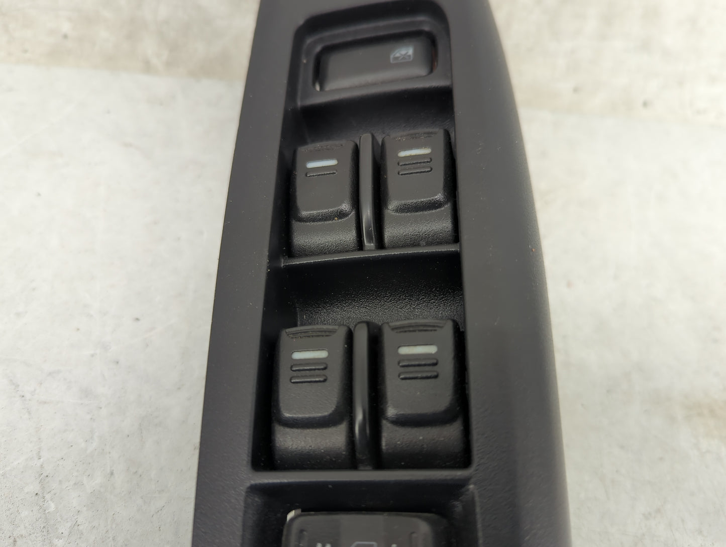 2007 Hummer H3 Master Power Window Switch Replacement Driver Side Left Fits OEM Used Auto Parts - Oemusedautoparts1.com