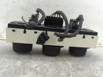 compare product 2007 Hummer H3 Climate Control Module Temperature AC/Heater Replacement P/N:15840354 96151-246/0003 Fits OEM Used Auto Parts