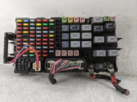 2007 Hummer H3 Fusebox Fuse Box Panel Relay Module P/N:25796965 0678142 Fits OEM Used Auto Parts - Oemusedautoparts1.com