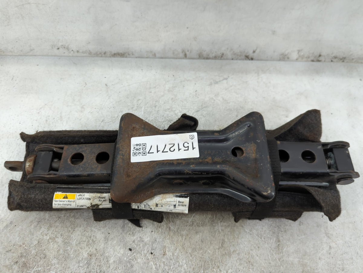 2007 Hummer H3 Spare Scissor Car Jack - Oemusedautoparts1.com