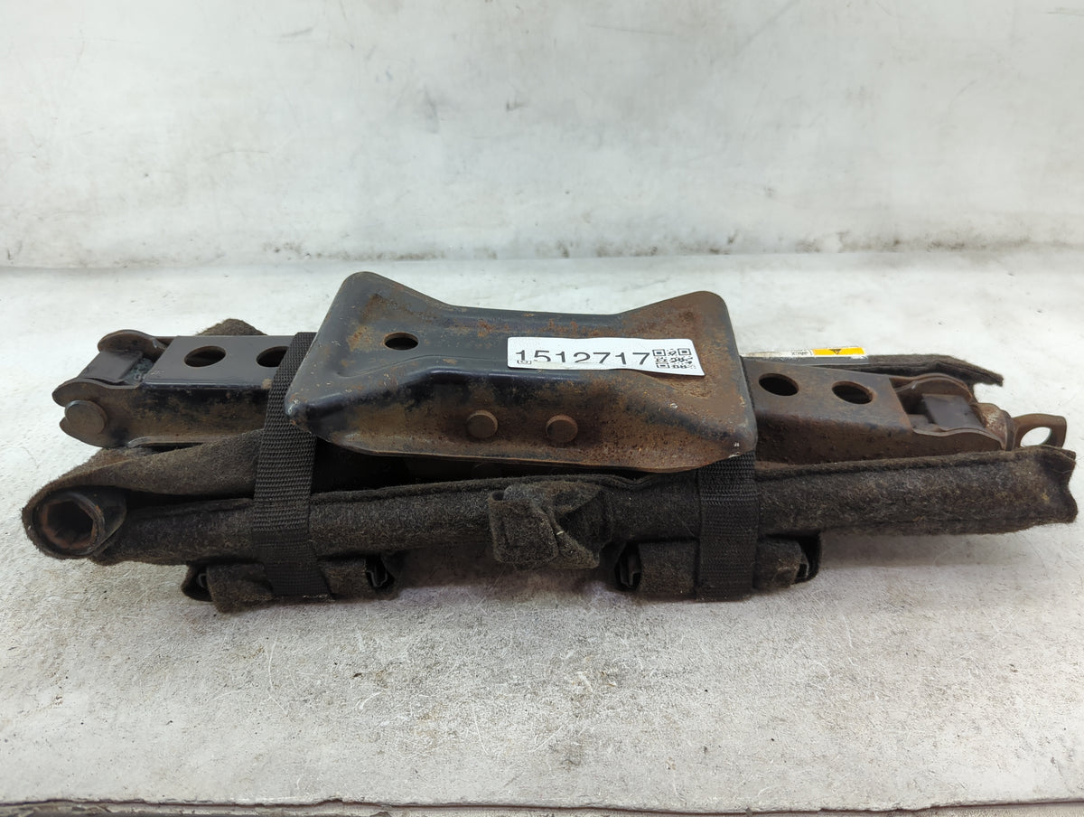 2007 Hummer H3 Spare Scissor Car Jack - Oemusedautoparts1.com