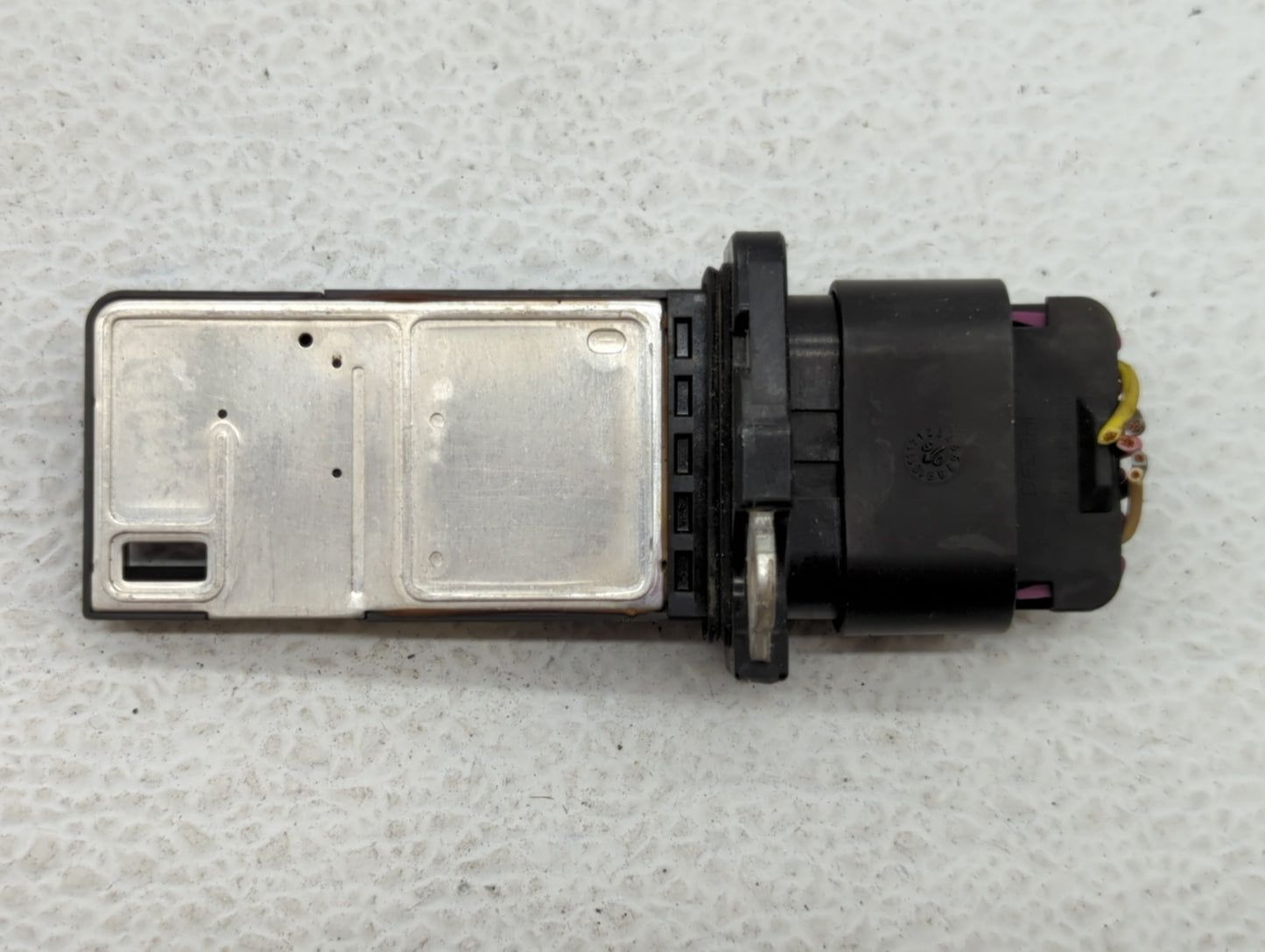 Hummer H3 Mass Air Flow Meter Maf - Oemusedautoparts1.com