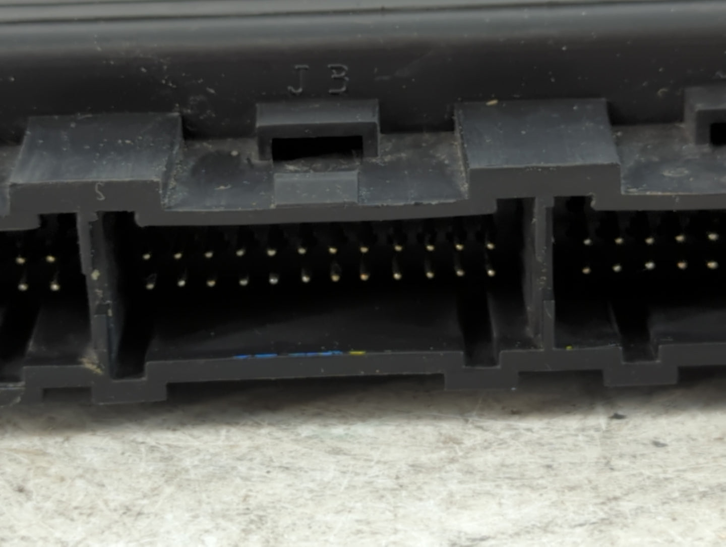 Hummer H3 Body Control Module Bcm Inner Cabin Fuse Box 15116066 - Oemusedautoparts1.com