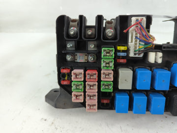 2006-2011 Hyundai Accent Fusebox Fuse Box Panel Relay Module P/N:0701300708 Fits Fits 2006 2007 2008 2009 2010 2011 OEM Used Auto Parts
